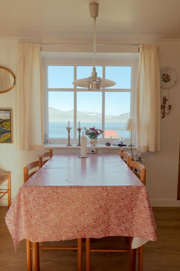 Lovely 4-Br House / Sea View / Nature Oyndarfjordur ภายนอก รูปภาพ