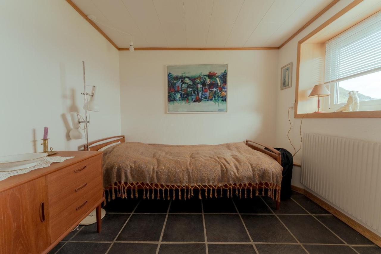 Lovely 4-Br House / Sea View / Nature Oyndarfjordur ภายนอก รูปภาพ